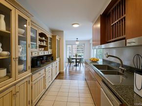 166-25 Powells Cove Boulevard 3F, Beechhurst NY 11357