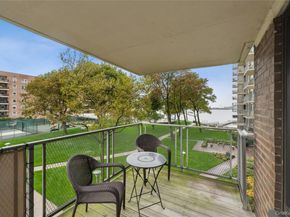 166-25 Powells Cove Boulevard 3F, Beechhurst NY 11357