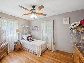 818 Palmetto Drive, Franklin Square NY 11010