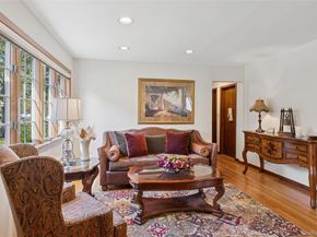 818 Palmetto Drive, Franklin Square NY 11010