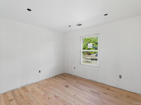 86 Moffitt Boulevard, Islip NY 11751