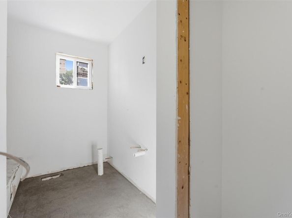 86 Moffitt Boulevard, Islip NY 11751