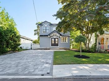 86 Moffitt Boulevard