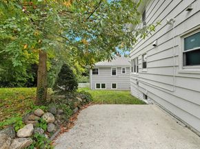 105 Sprague Road, Scarsdale NY 10583