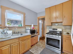 180 Saratoga Avenue, Yonkers NY 10705