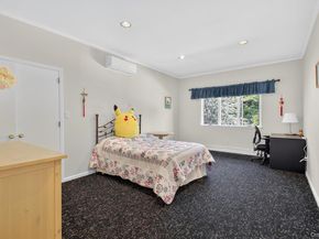 1 Ellen Court, Glen Cove NY 11542