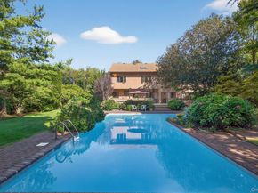 1 Ellen Court, Glen Cove NY 11542
