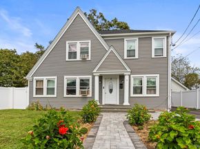5 Northridge Street, Patchogue NY 11772