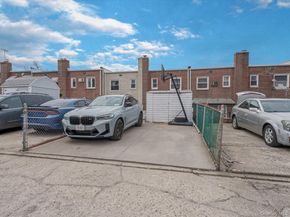 Undisclosed Address #970866, College Point NY 11356