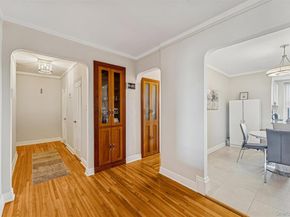 8451 Beverly Road 6R, Kew Gardens NY 11415