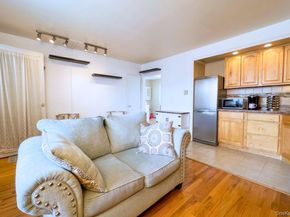 193-02 39 Avenue 1, Flushing NY 11358