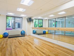 35 N Chatsworth Avenue 6R, Larchmont NY 10538