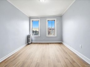 2712 Holland Avenue, Bronx NY 10467