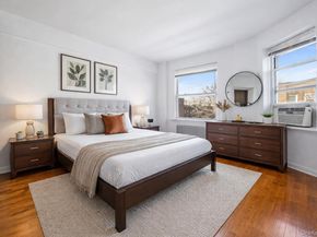 141-24 78 Road 3A, Kew Garden Hills NY 11367