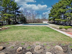 92 Gauguin Court 92, Middle Island NY 11953