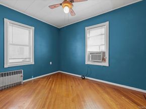 7535 60th Place, Glendale NY 11385