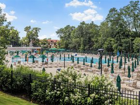 5700 Arlington Avenue 2D, Bronx NY 10471