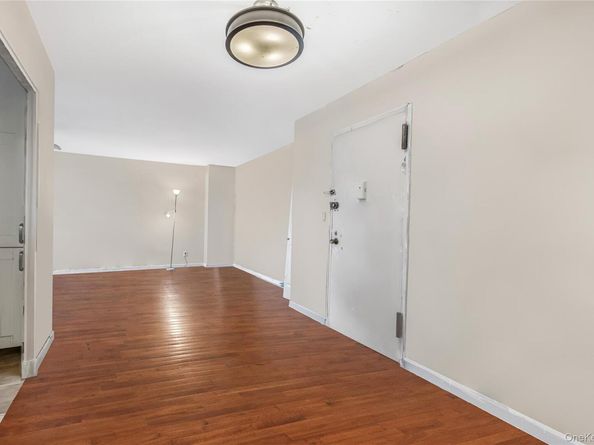 5700 Arlington Avenue 2D, Bronx NY 10471