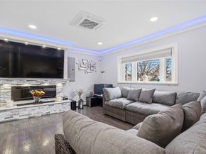 568 Centerwood Street, West Babylon NY 11704
