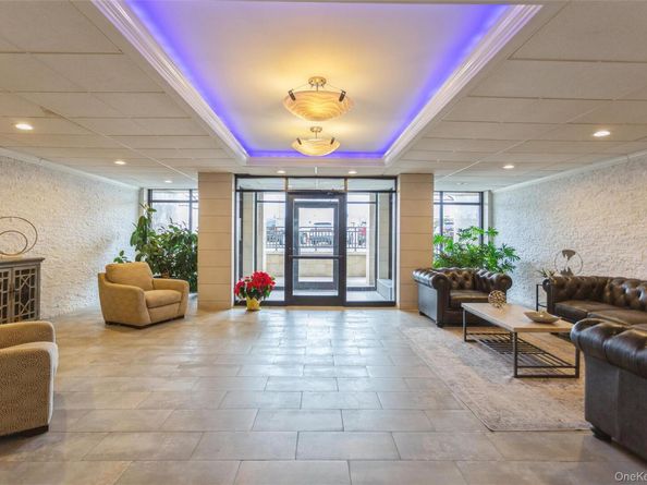 740 E Broadway 4D, Long Beach NY 11561