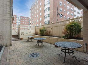 740 E Broadway 4D, Long Beach NY 11561