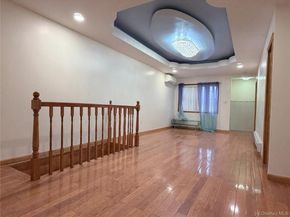 152-12 Peck Avenue, Flushing NY 11355