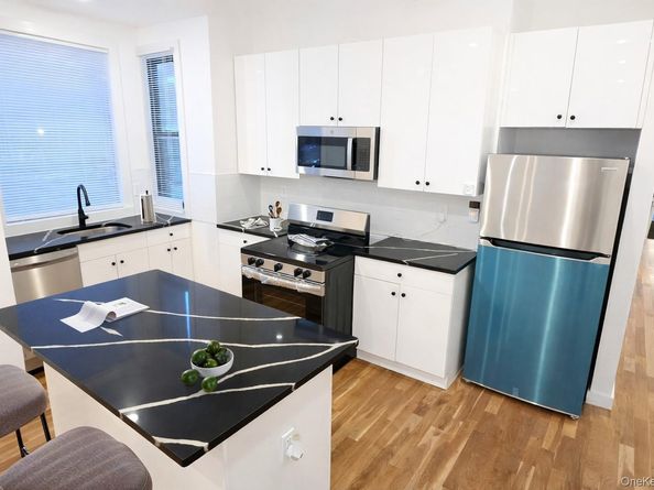 32 Radde Place, Brooklyn NY 11233