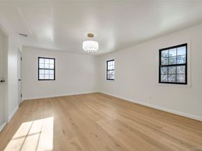 26 Roseanne Drive, Woodbury NY 11797