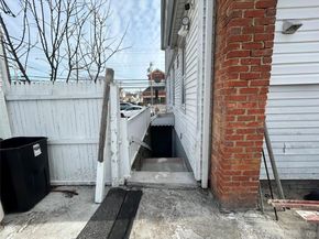 160 N Central Avenue, Valley Stream NY 11580