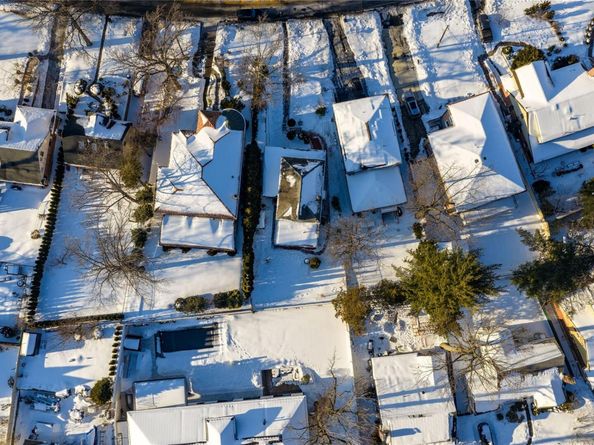 19512 McLaughlin Avenue, Hollis NY 11423