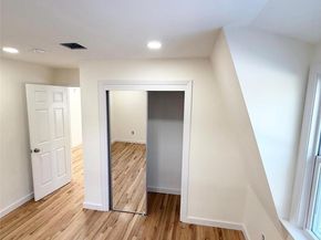 31 N Cozine Road, Manorville NY 11949