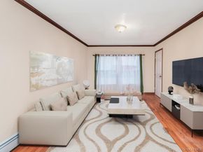 4190 E Tremont Avenue, Bronx NY 10465