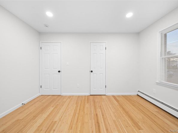 4 Julie Lane, Selden NY 11784