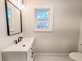 15 Short Street, Flanders NY 11901