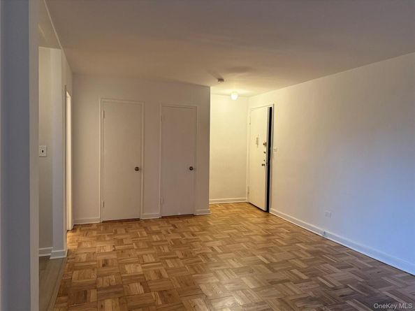 30-11 Parsons Boulevard 2T, Flushing NY 11354