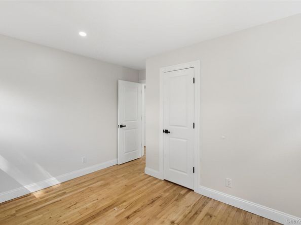 792 Glendale Road, Babylon NY 11704