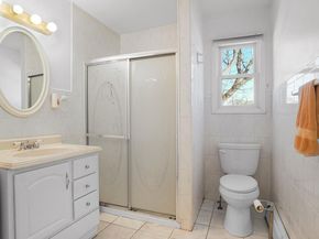 197 W 5th Street, Deer Park NY 11729