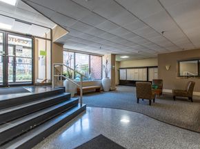 100 Clinton Avenue 1D, Mineola NY 11501