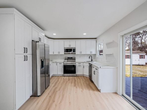 10 Cottonwood Avenue, Port Jefferson Station NY 11776