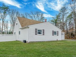 10 Cottonwood Avenue, Port Jefferson Station NY 11776