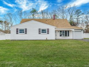 10 Cottonwood Avenue, Port Jefferson Station NY 11776