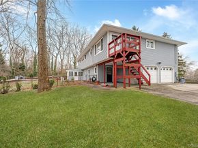 4 Danville Court, Greenlawn NY 11740