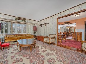 4 Danville Court, Greenlawn NY 11740
