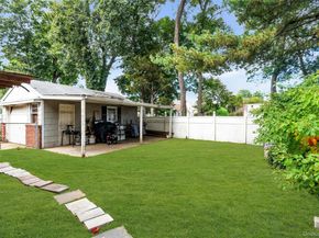 54 E 15th Street, Huntington Station NY 11746