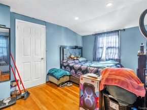 54 E 15th Street, Huntington Station NY 11746