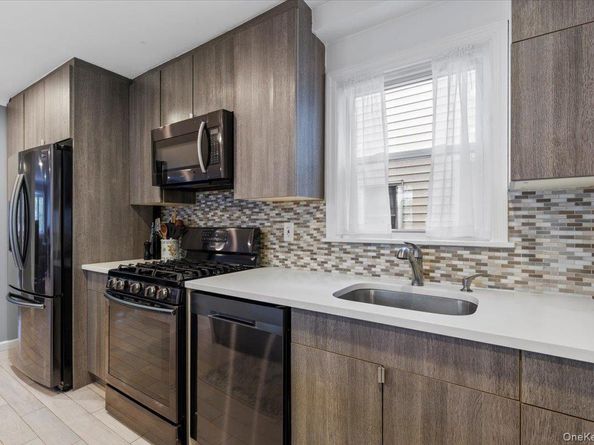 105 Hart Avenue, Yonkers NY 10704