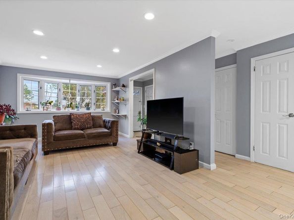 105 Hart Avenue, Yonkers NY 10704