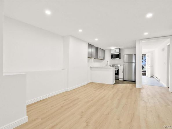 48-12 37 Street, Long Island City NY 11101