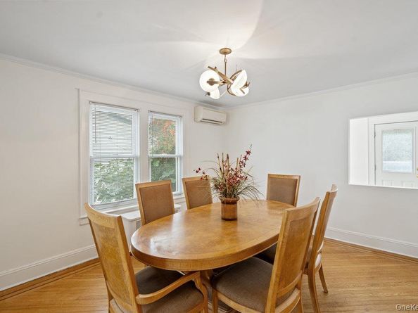 80 Munro Boulevard, Valley Stream NY 11581