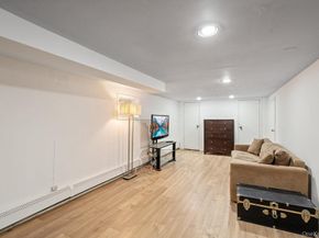 80 Munro Boulevard, Valley Stream NY 11581